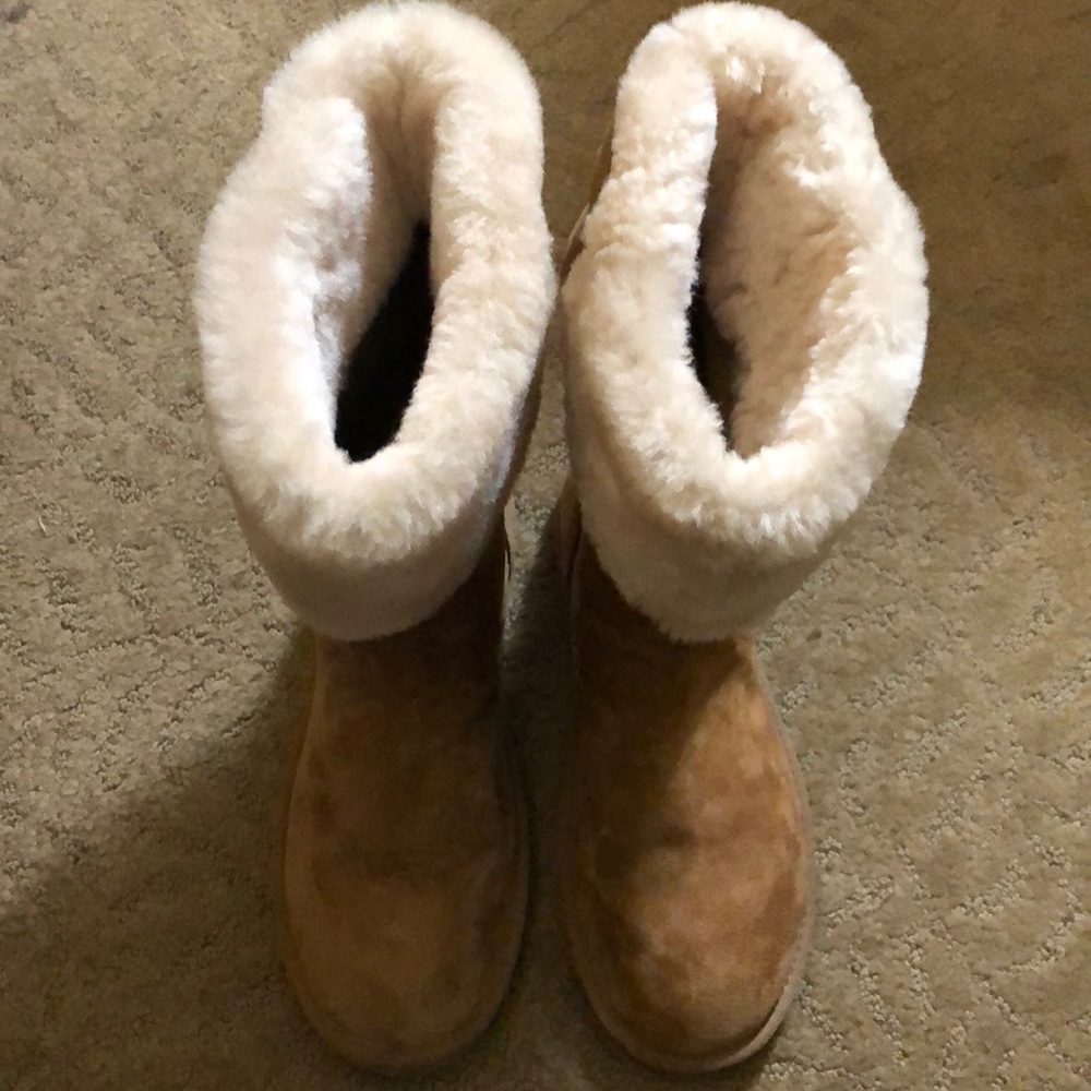 UGG boot size 7